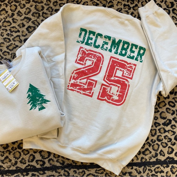 Christmas, December 25 Sweatshirt - Picture 1 of 8